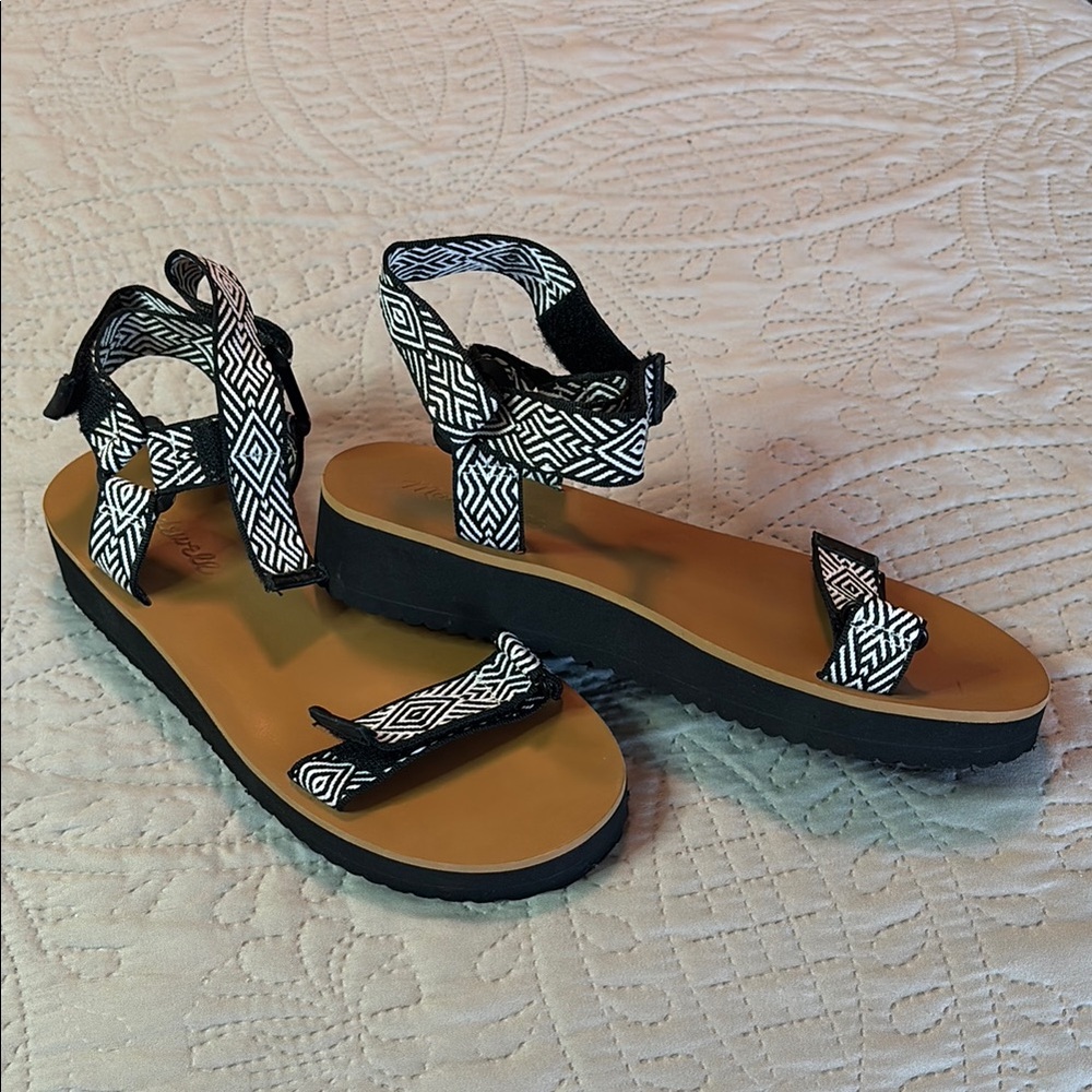 Madewell Strap Black and White Sandals